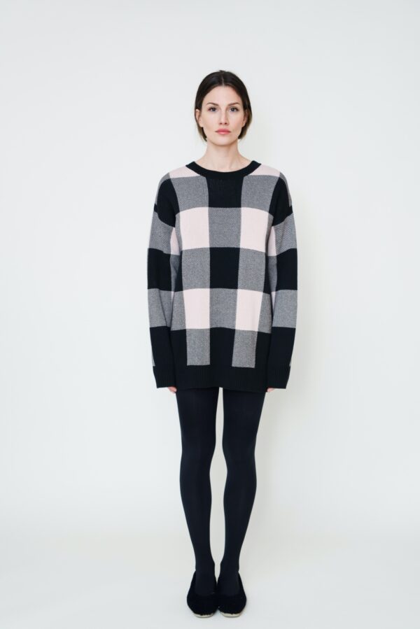 marija tarlac checked knit sweater in black and pink 3