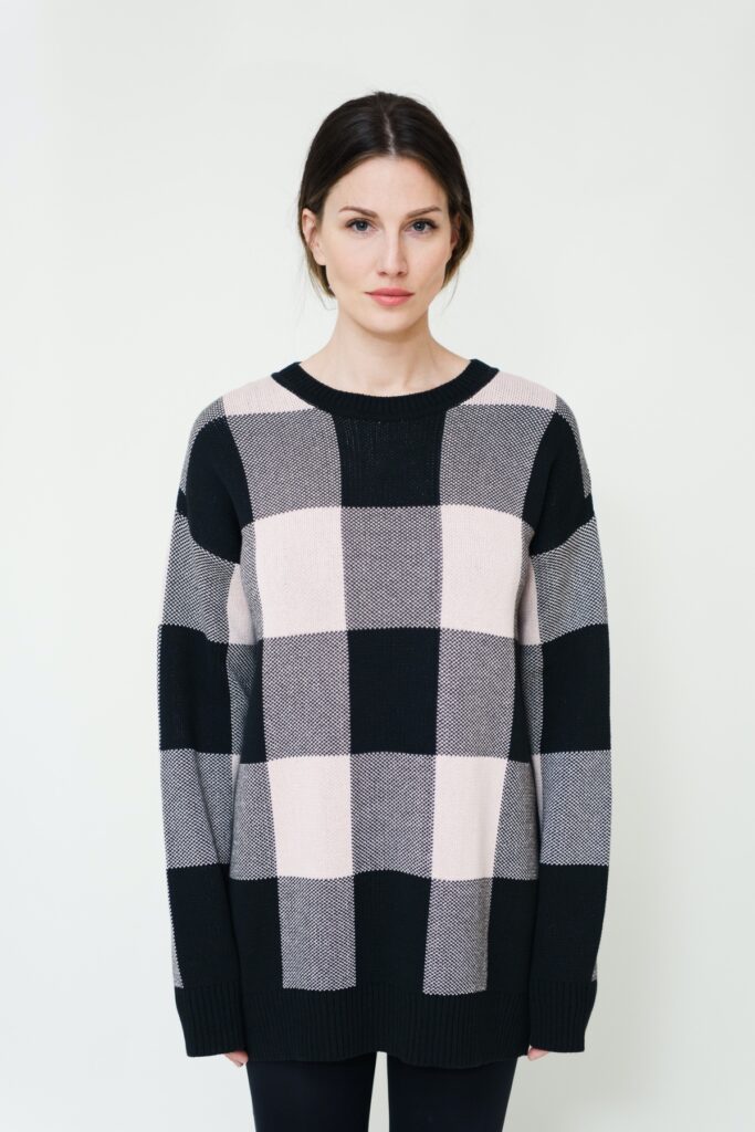 Checked Knit Sweater in Black and Pink