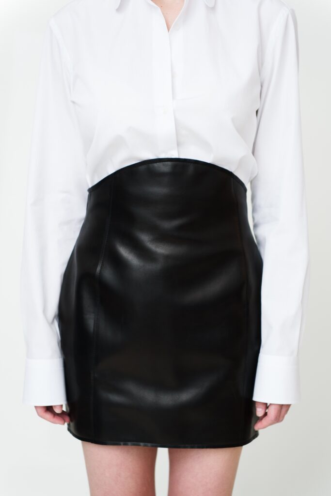 High-rise Leather Skirt in Black