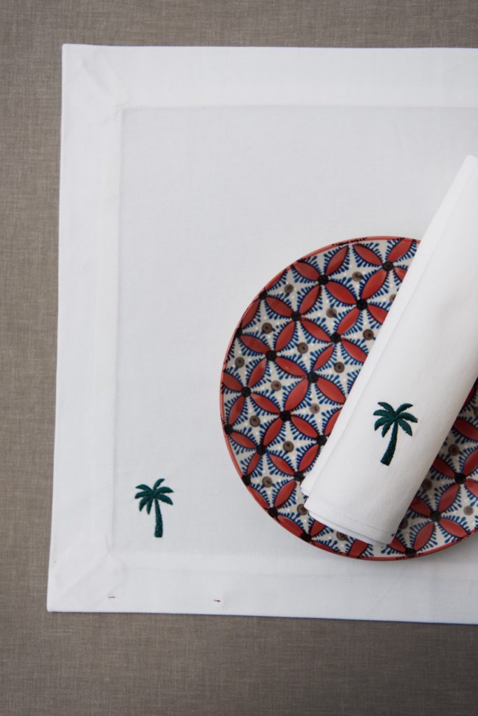 White Placemats Palm(pack of 4)