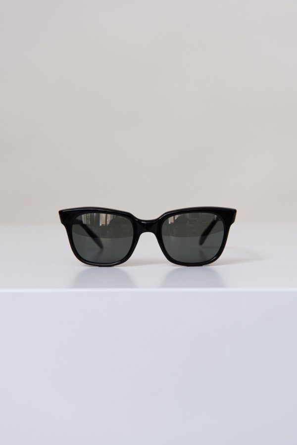 Cat Eye Sunglasses In Black