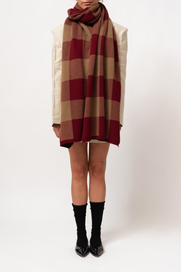 Checkered Oversized Wool Scarf in Bordeaux - Camel