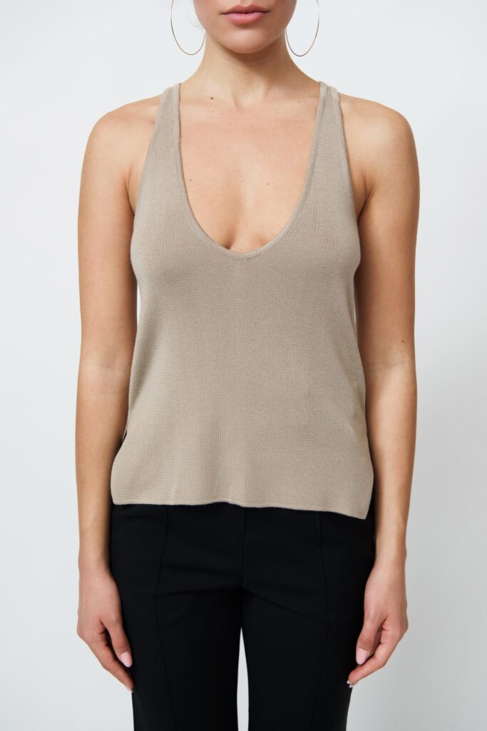 Knitted T-shirt in Camel